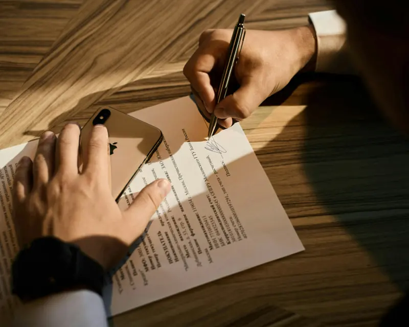 Signature d'un contrat